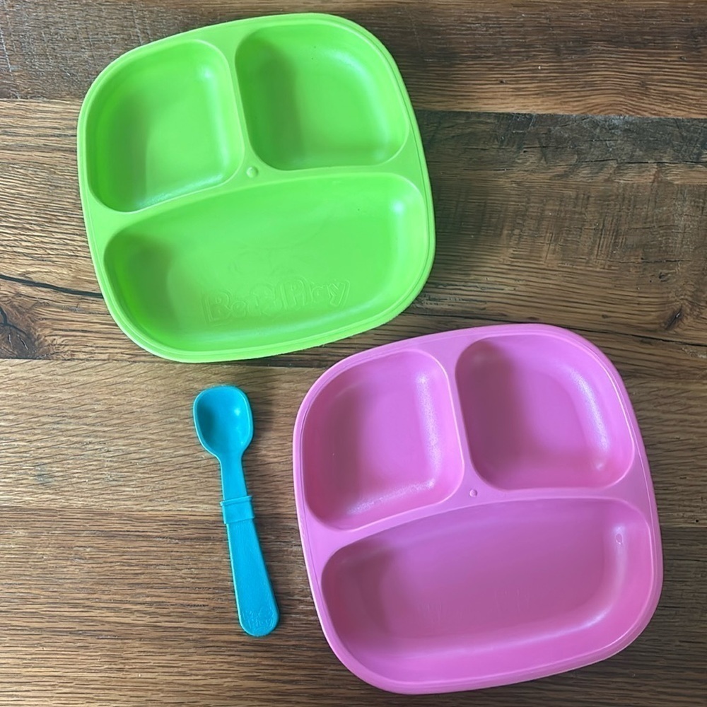 Replay set of 2 plates and one spoon, pink green turquoise toddler